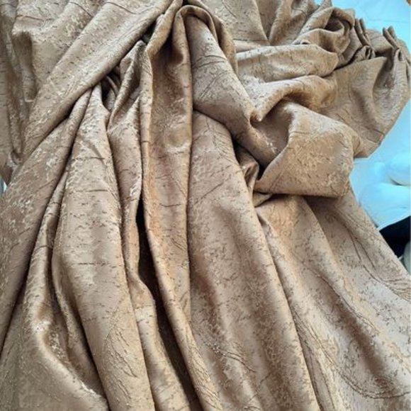 Drapery panels - Picture 3 of 5